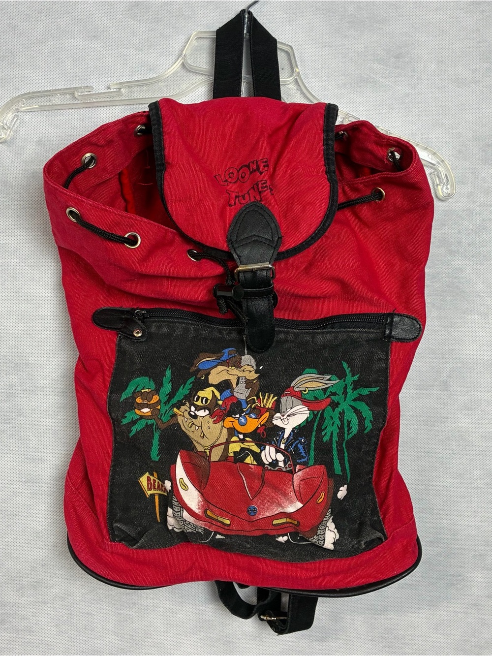 Vintage 1993 Looney Tunes Drawstring Buckle Backpack Bugs Bunny Taz Daffy Coyote